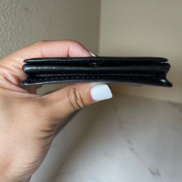 LOUIS VUITTON BLACK EPI PORTE-MONNAIE BOITE COIN BOX - Picture 7 of 13